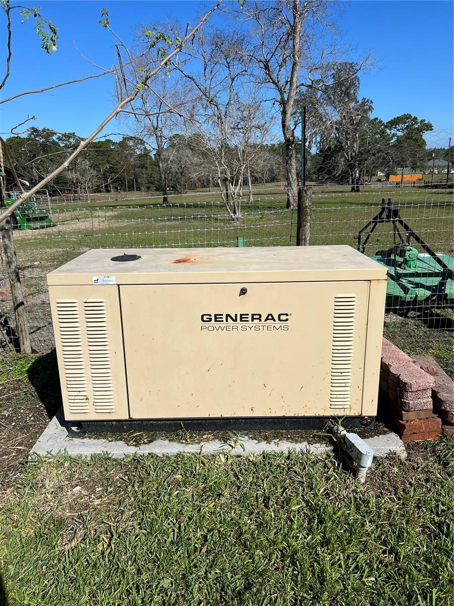 ACREAGE - Residential