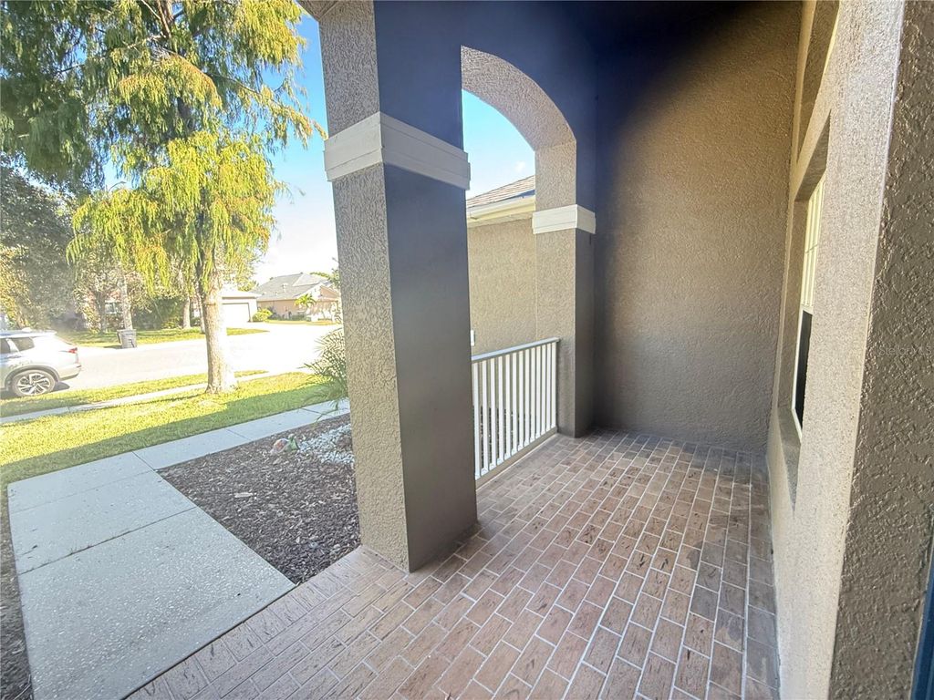 Photo of 6817 Cromwell Garden Drive, Apollo Beach, FL 33572 (MLS # S5142632)