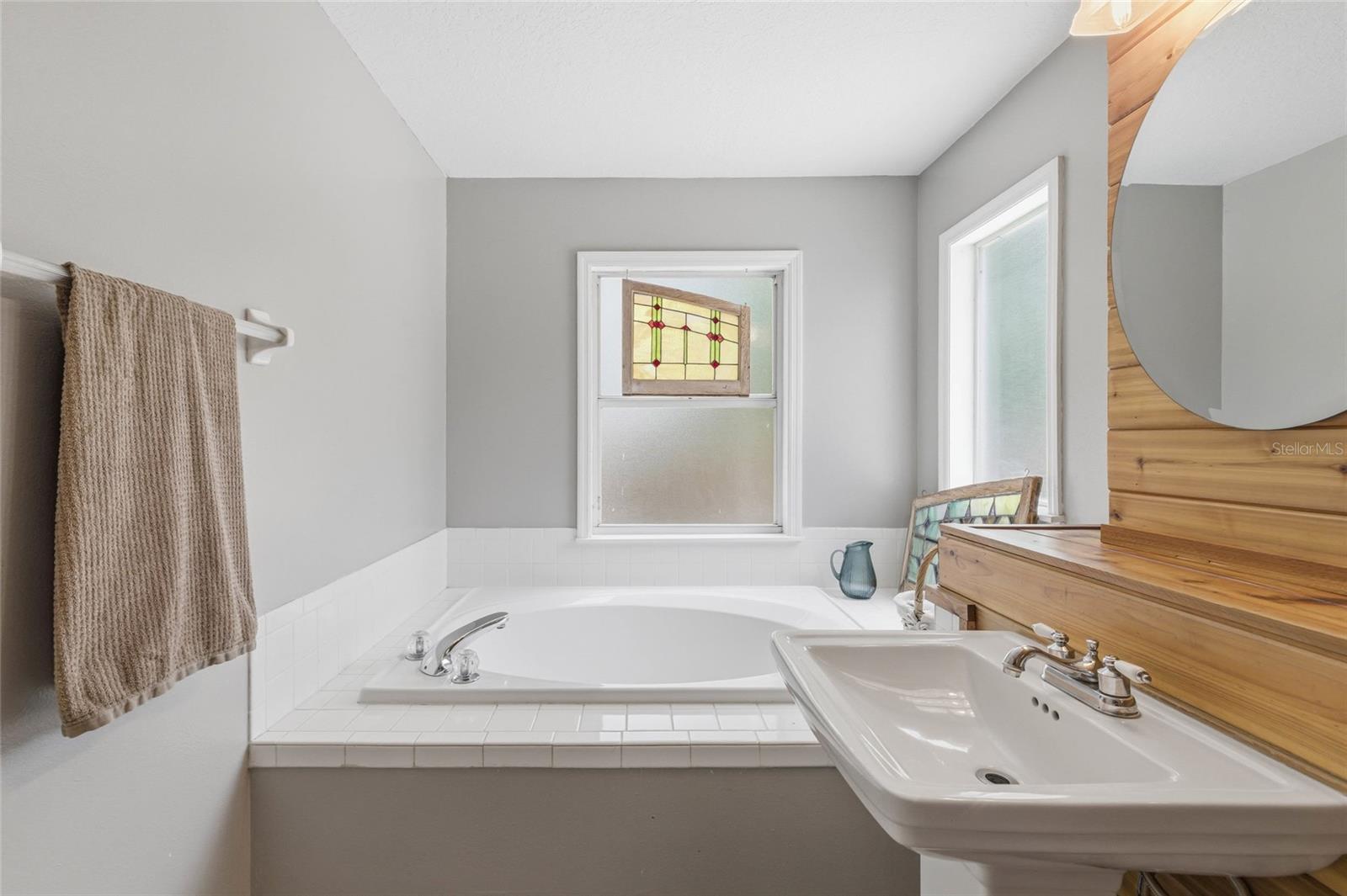ALAFIA / NO HOA COMMUNITY - Residential