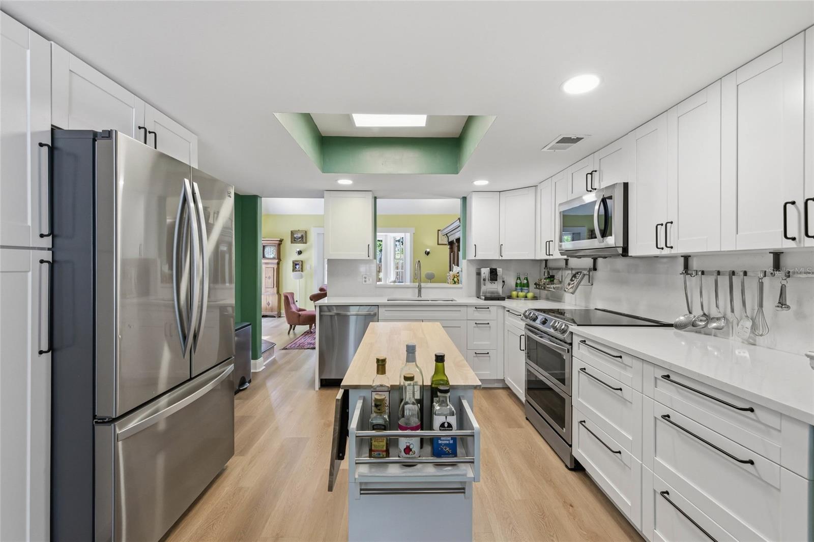 ALAFIA / NO HOA COMMUNITY - Residential