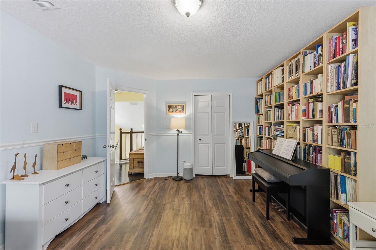ALAFIA / NO HOA COMMUNITY - Residential