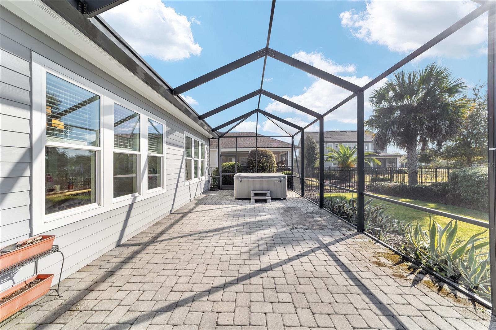 OAKMONT PH 2 PB 32 PG 30 - Residential