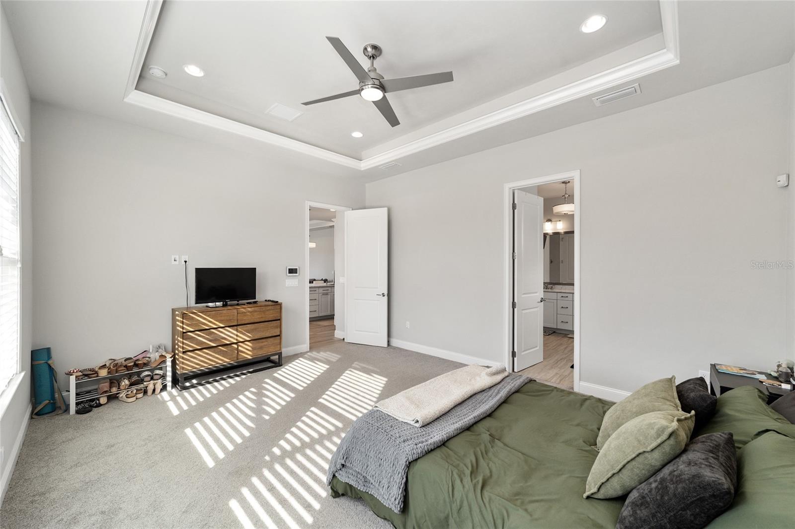 OAKMONT PH 2 PB 32 PG 30 - Residential