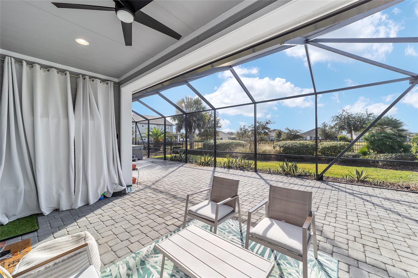 OAKMONT PH 2 PB 32 PG 30 - Residential