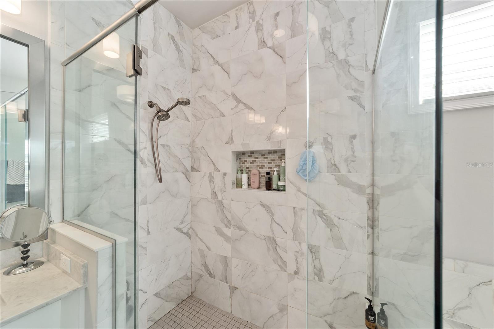 OAKMONT PH 2 PB 32 PG 30 - Residential