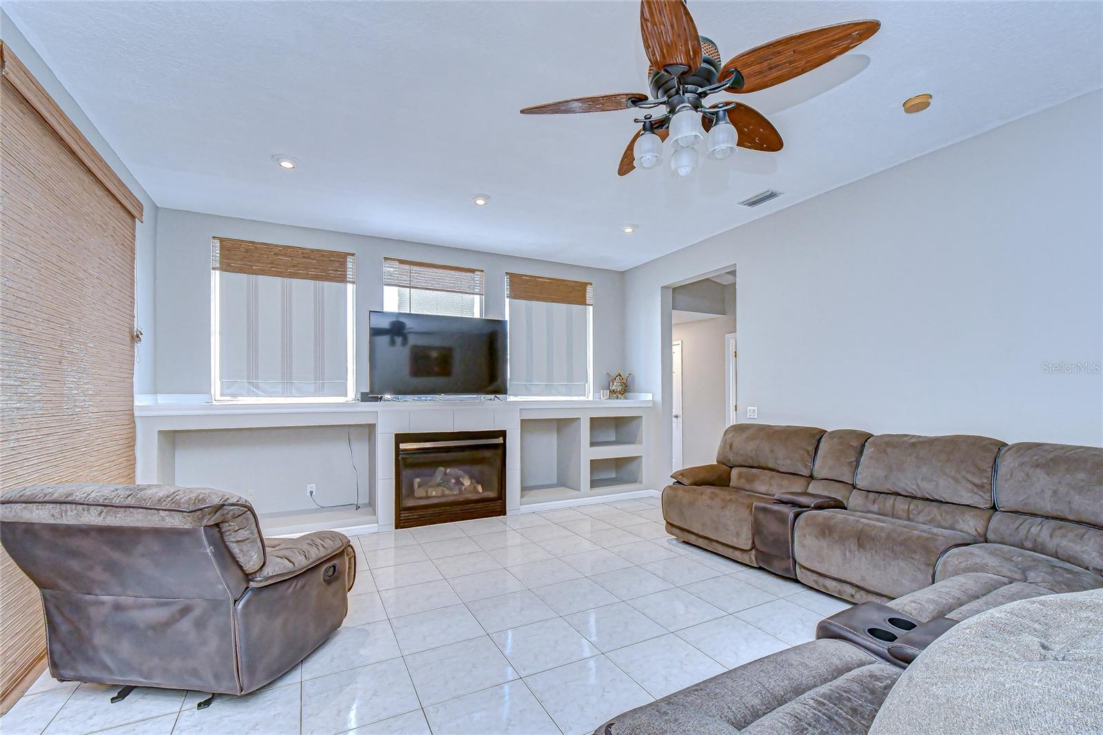 BLOOMINGDALE - Residential