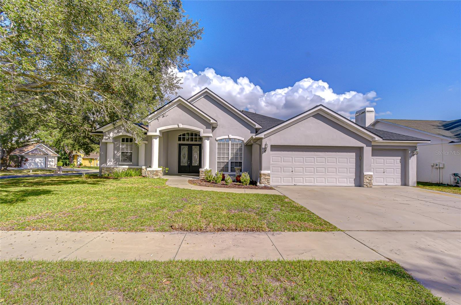 BLOOMINGDALE - Residential