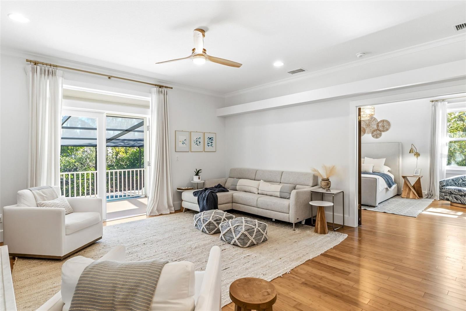 SARASOTA BEACH - Residential