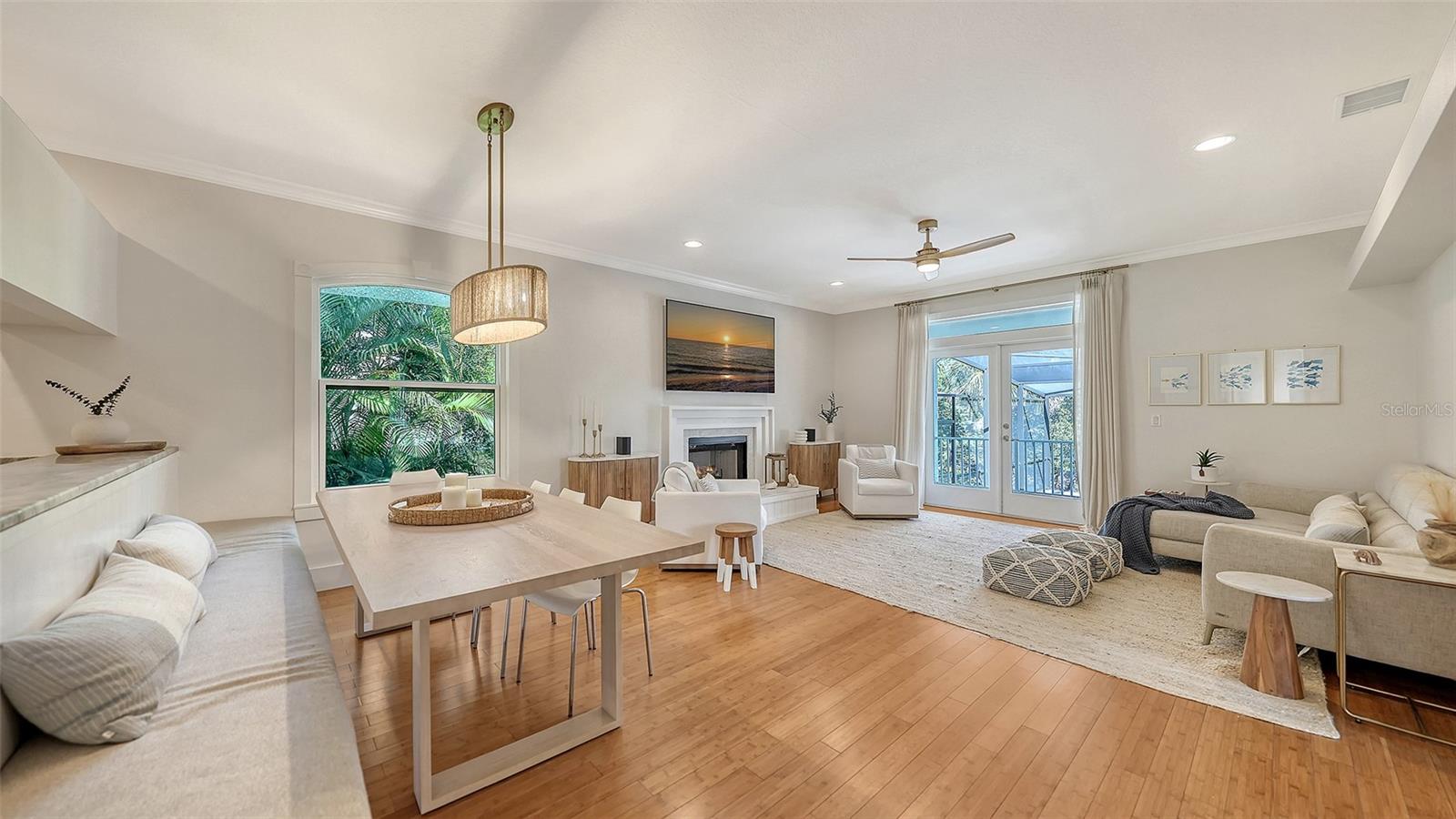 SARASOTA BEACH - Residential