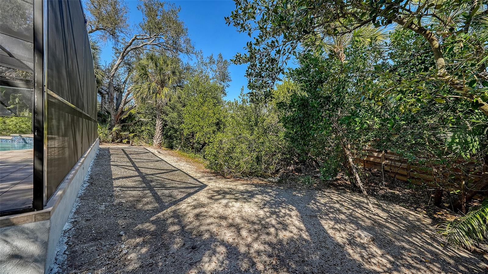 SARASOTA BEACH - Residential
