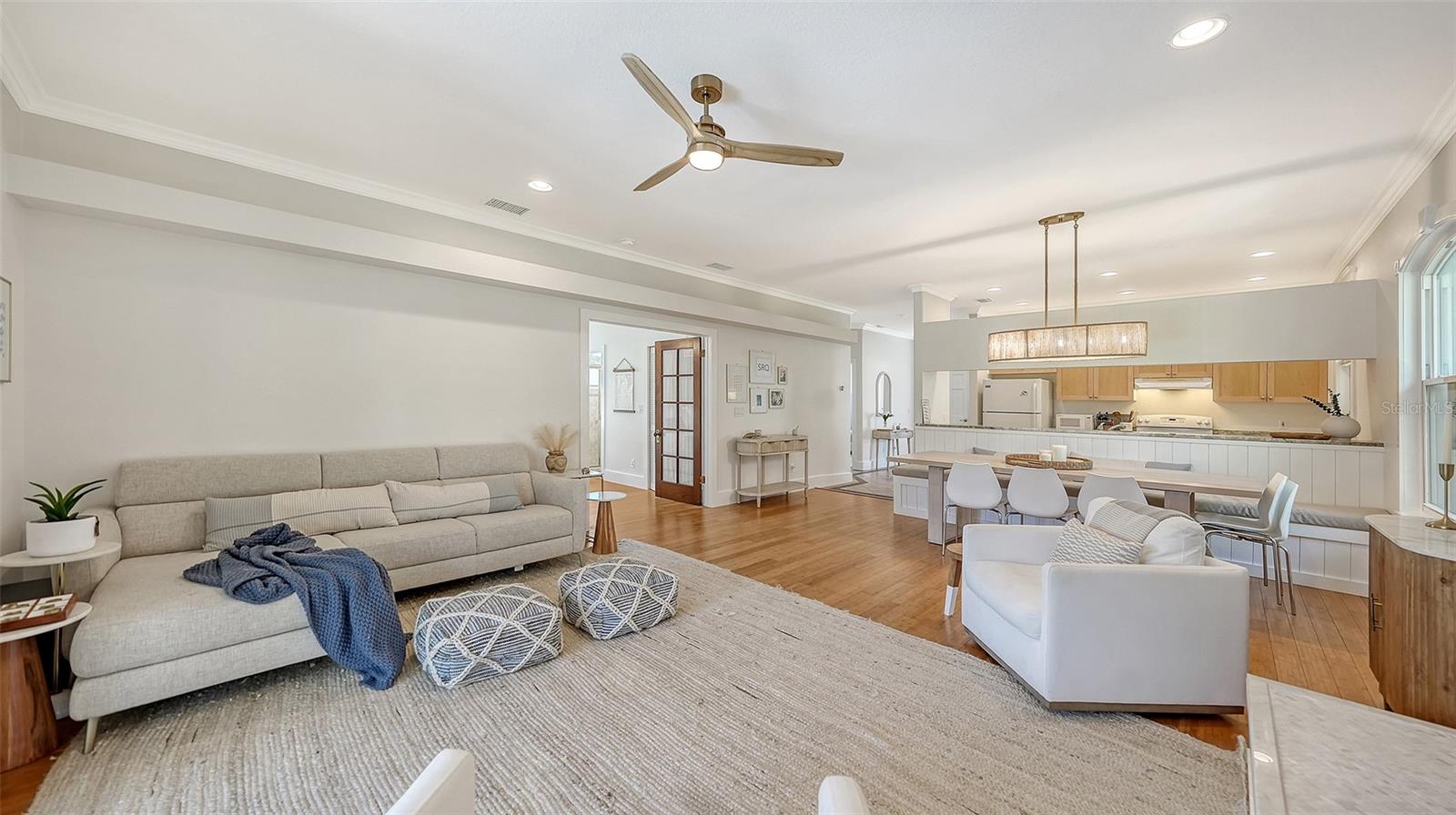 SARASOTA BEACH - Residential