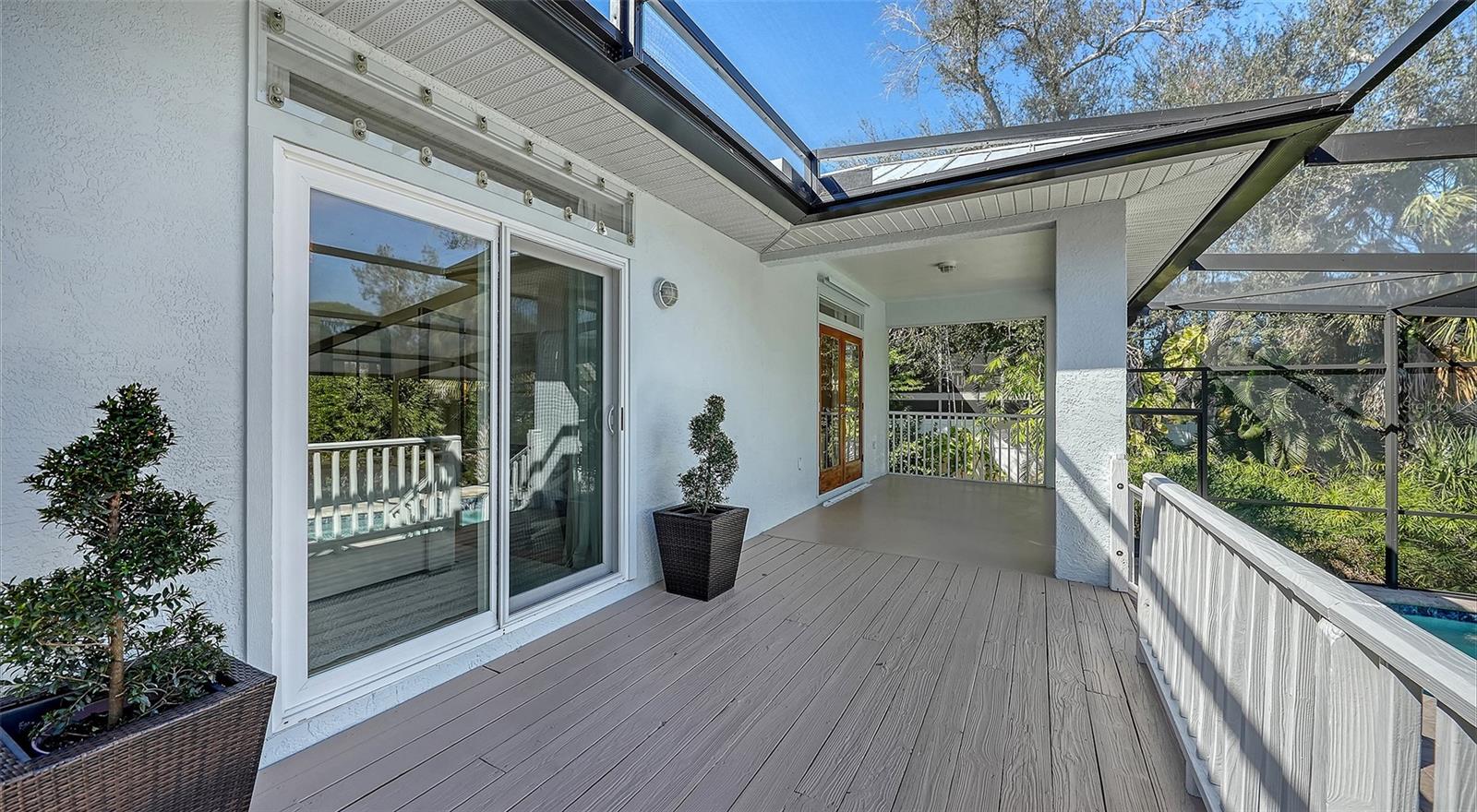 SARASOTA BEACH - Residential