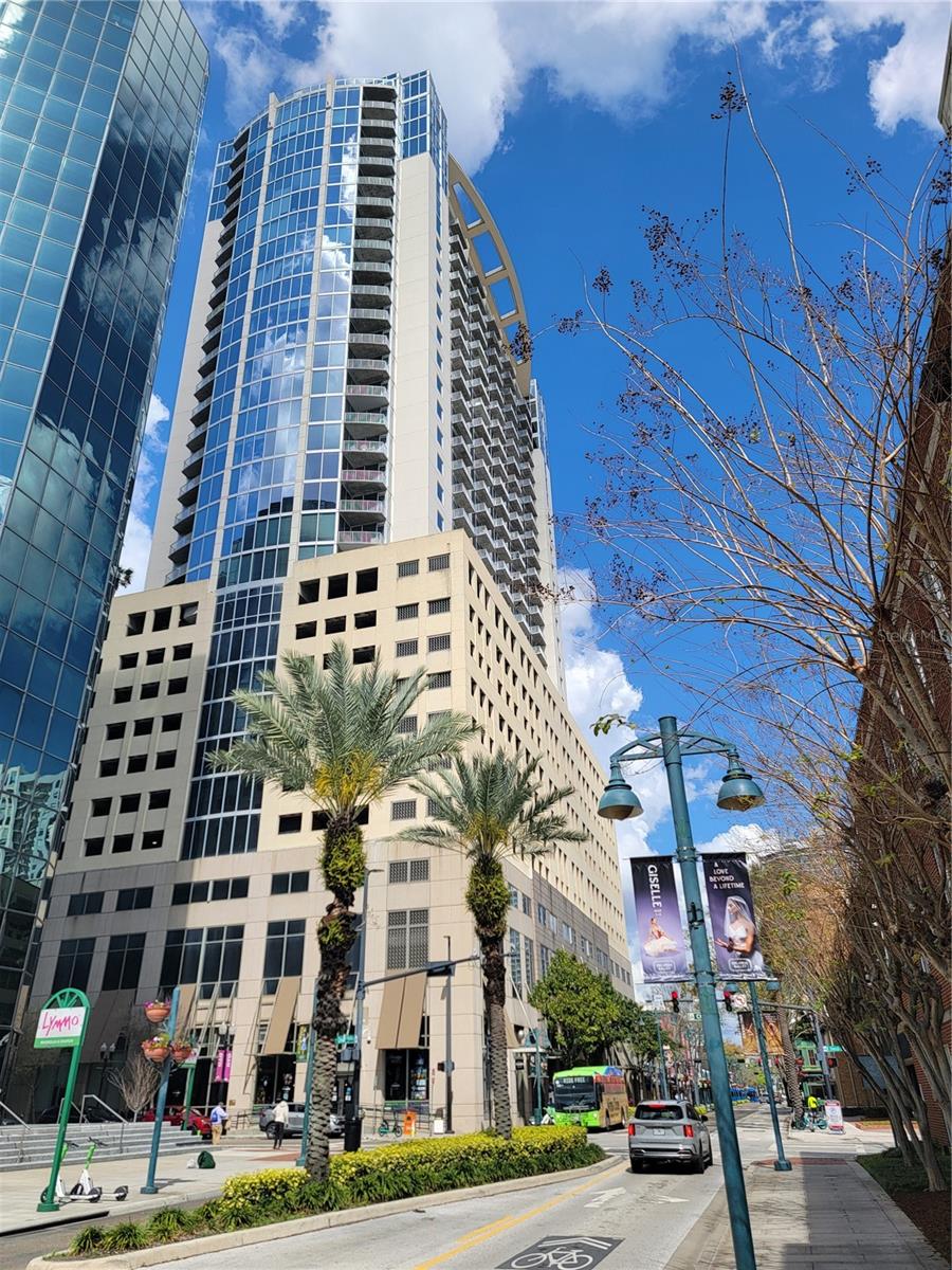 155 S COURT AVENUE 2106