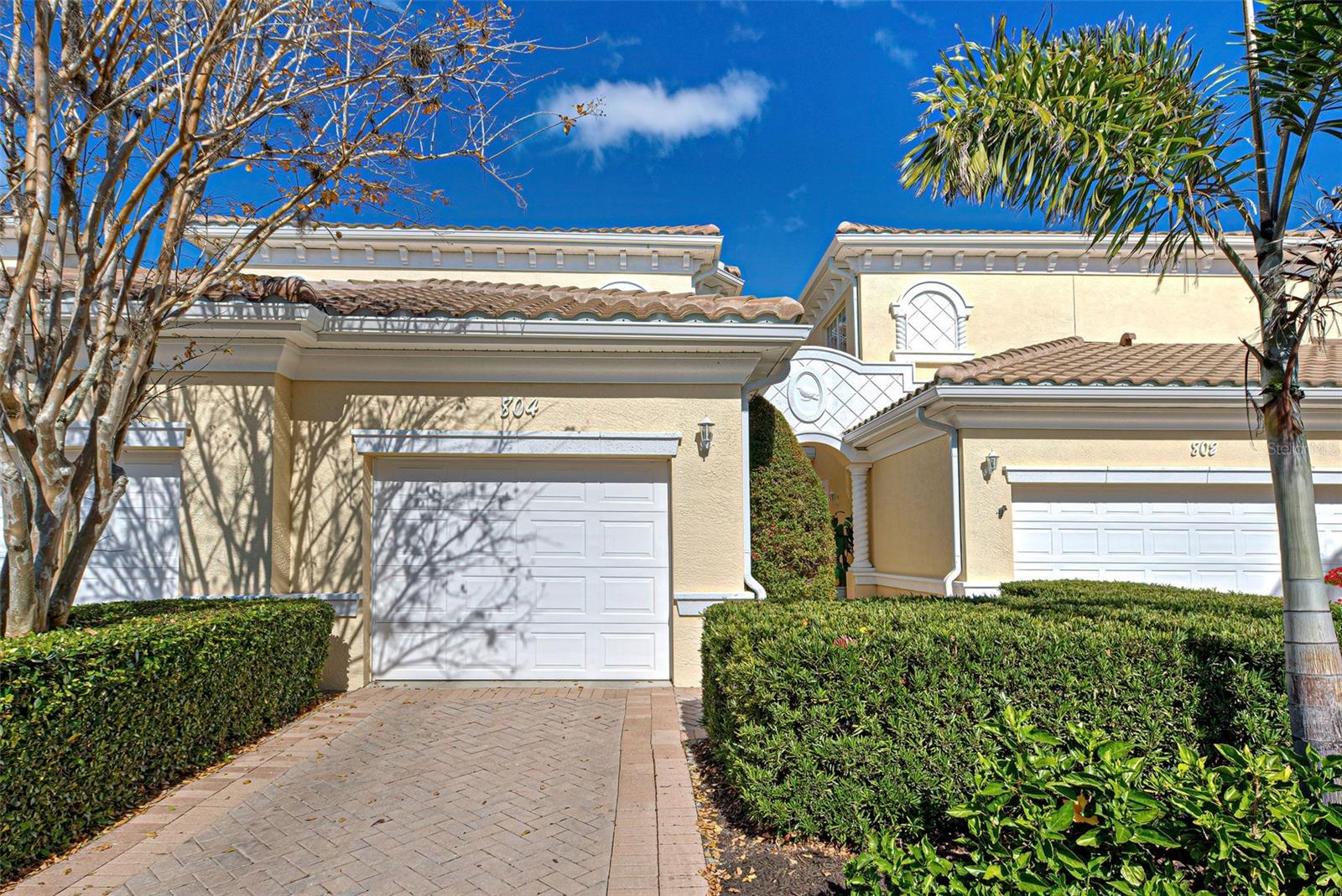 804 TRIANO CIRCLE 804