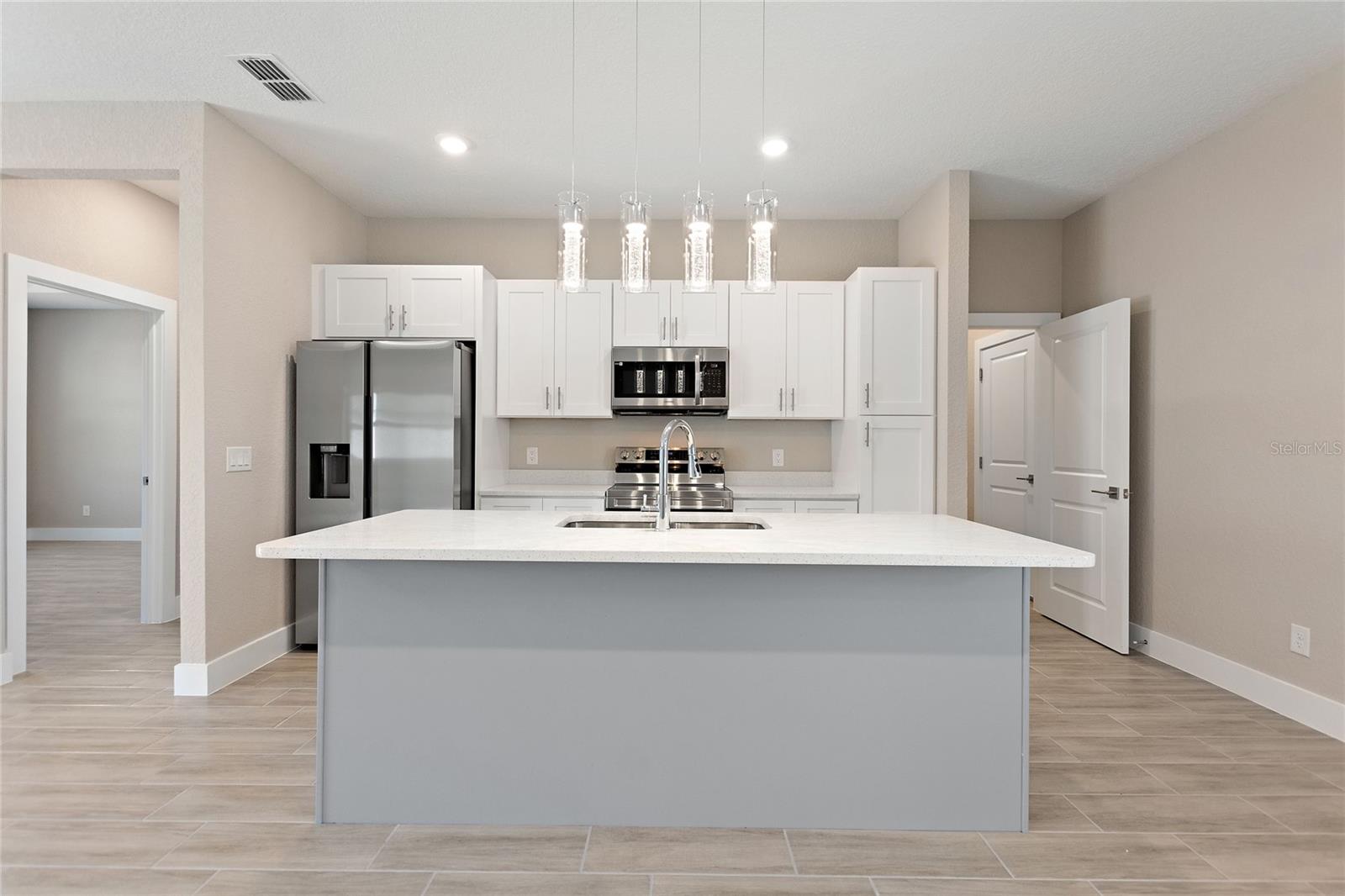 POINCIANA NBRHD 02 VILLAGE 08 - Residential Lease