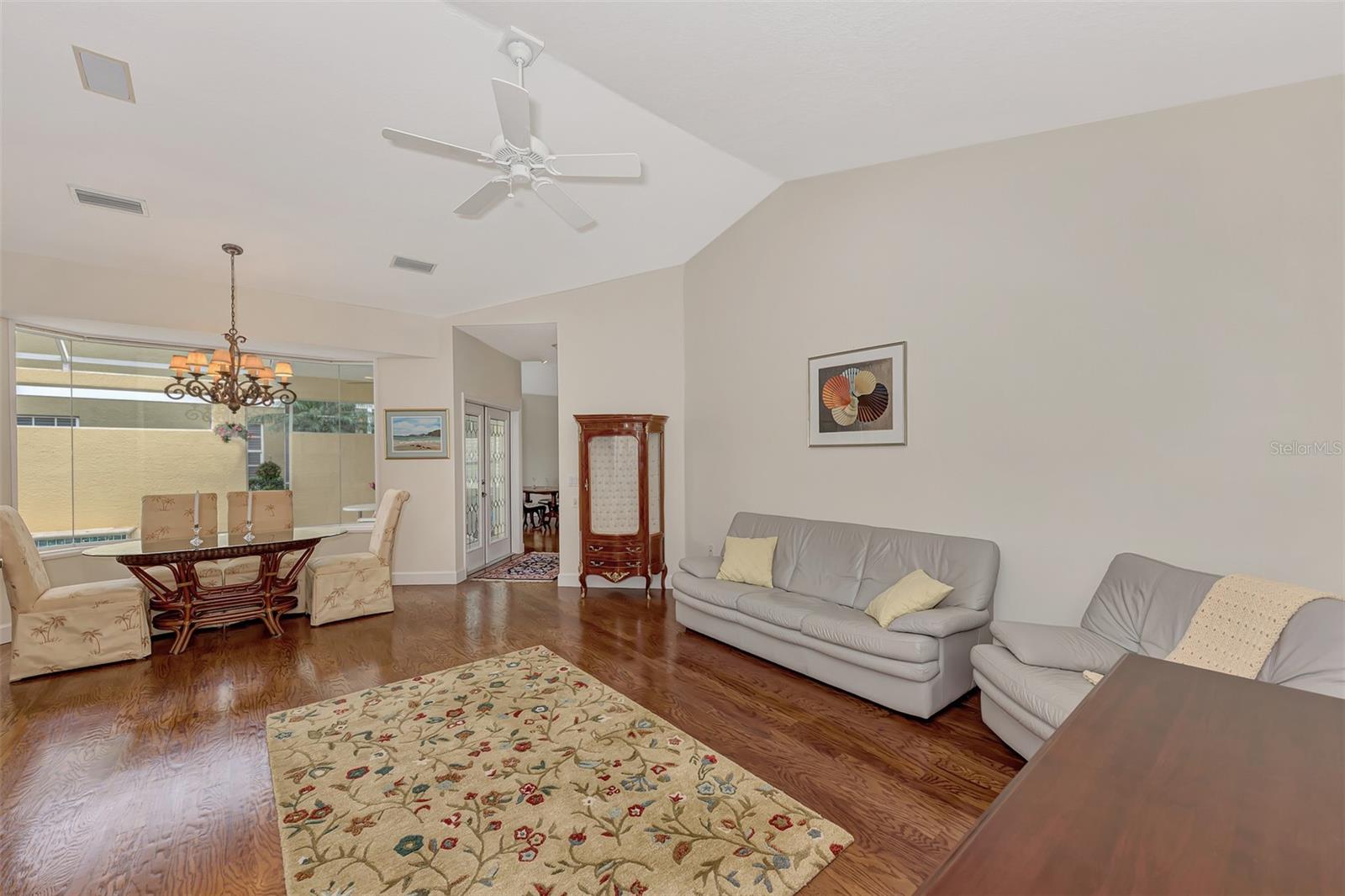 VALENCIA AT PRESTANCIA - Residential