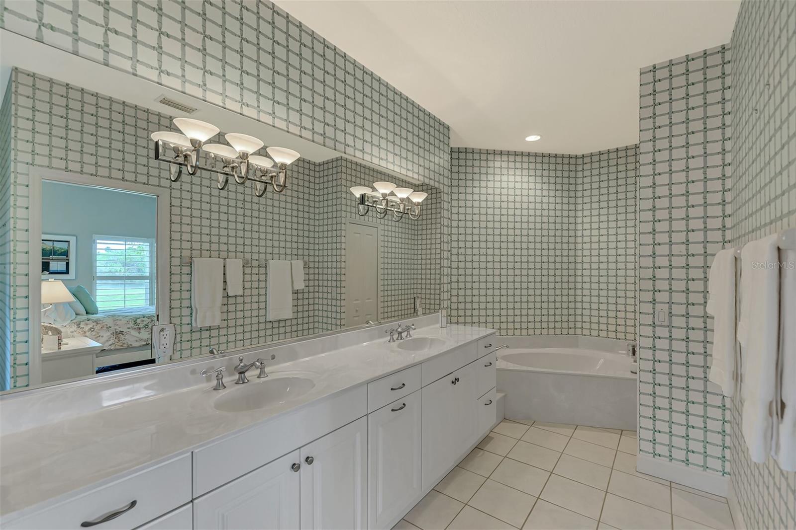 VALENCIA AT PRESTANCIA - Residential