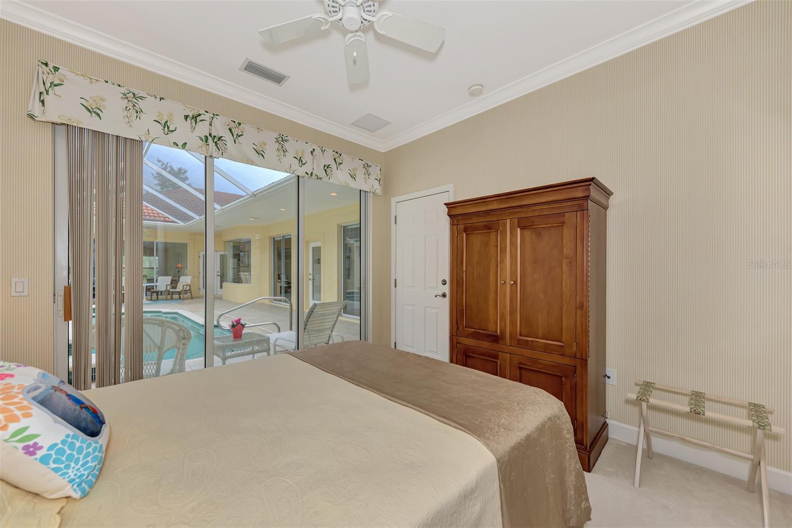 VALENCIA AT PRESTANCIA - Residential