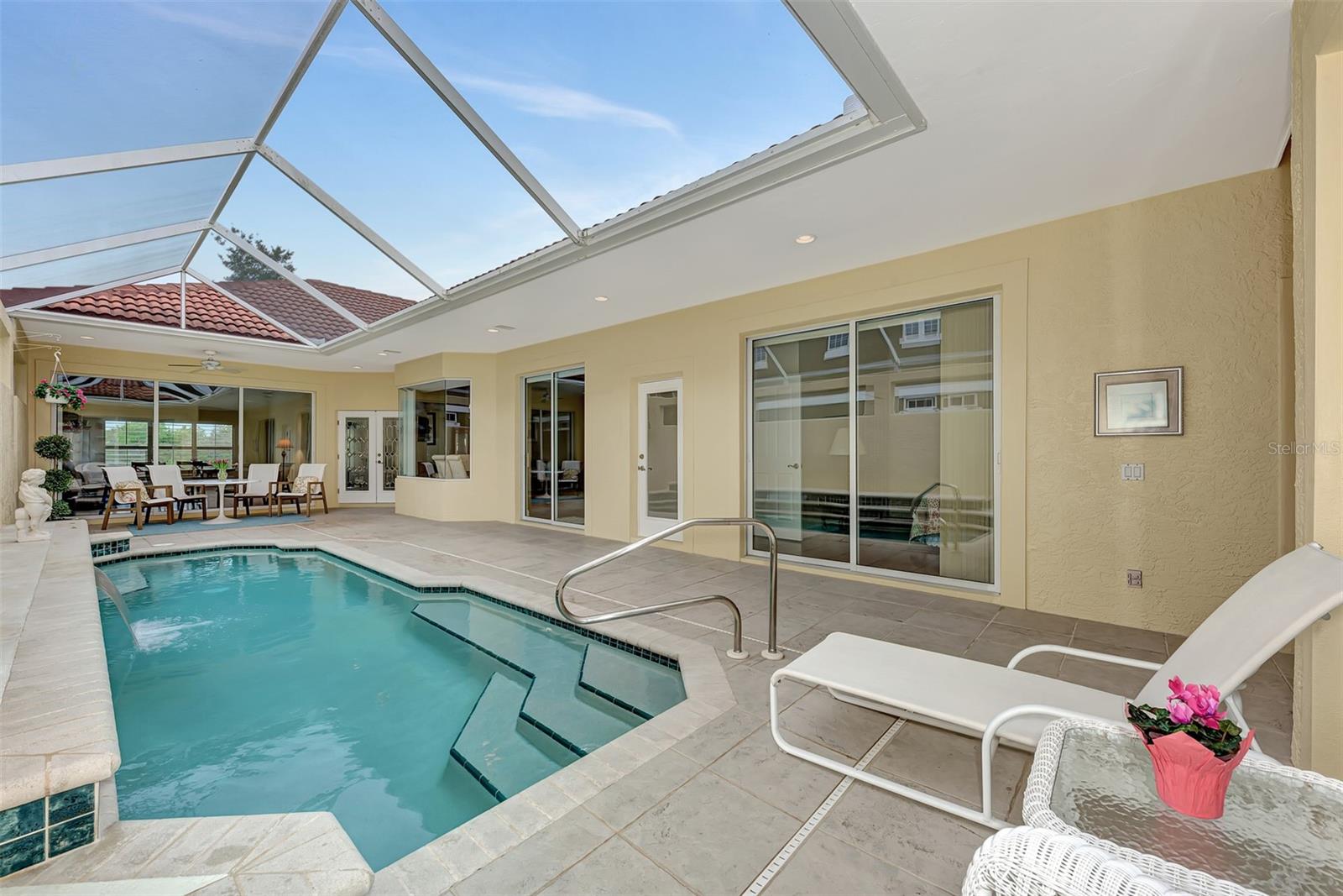 VALENCIA AT PRESTANCIA - Residential