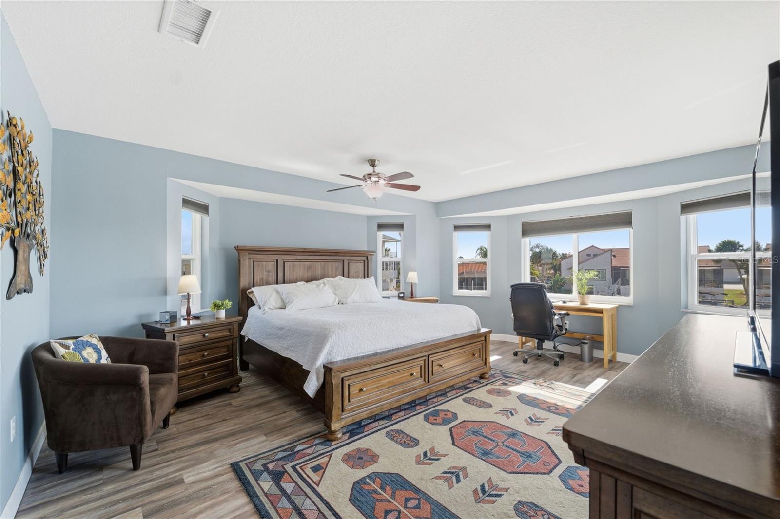 FLOR A MAR SEC 10C BLK 27 - Residential