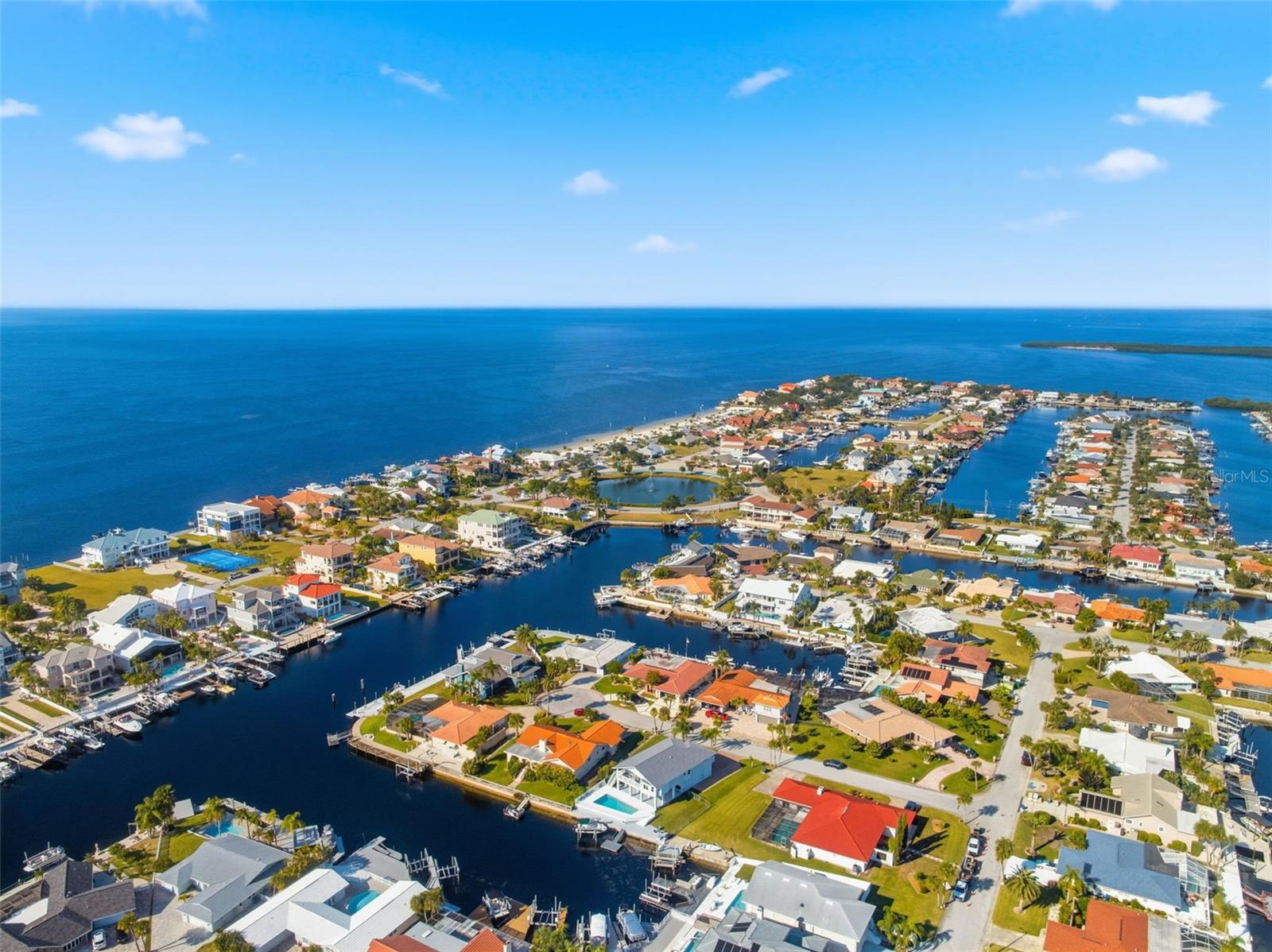 FLOR A MAR SEC 10C BLK 27 - Residential