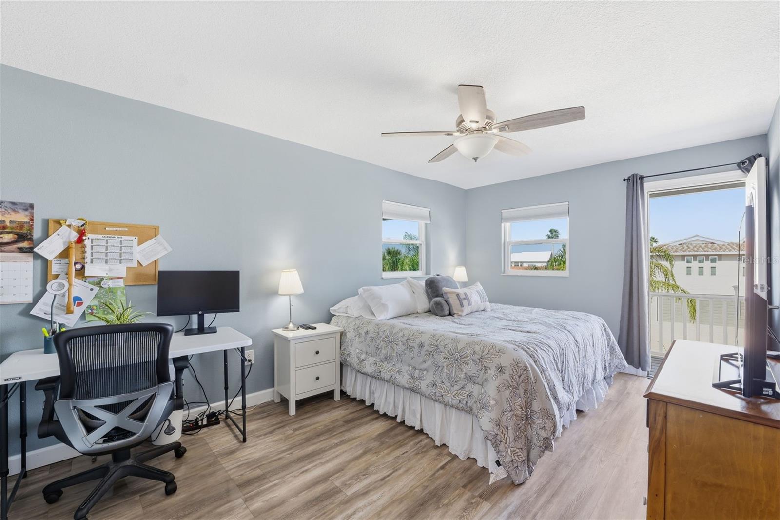 FLOR A MAR SEC 10C BLK 27 - Residential