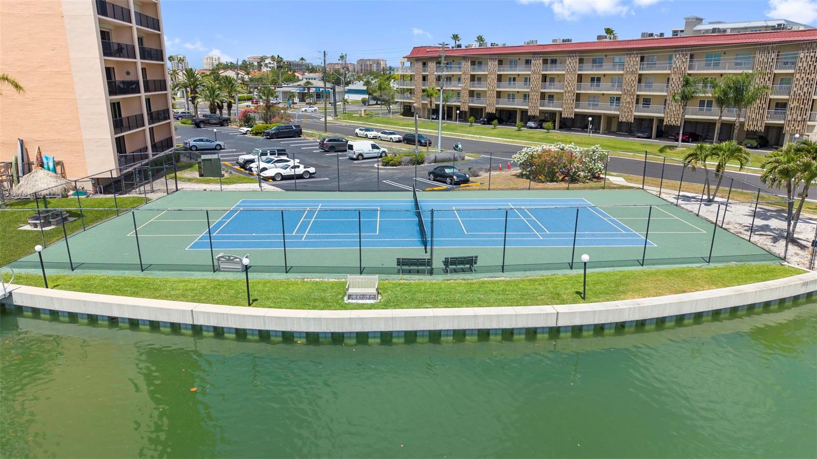 51 ISLAND WAY CONDO - Residential