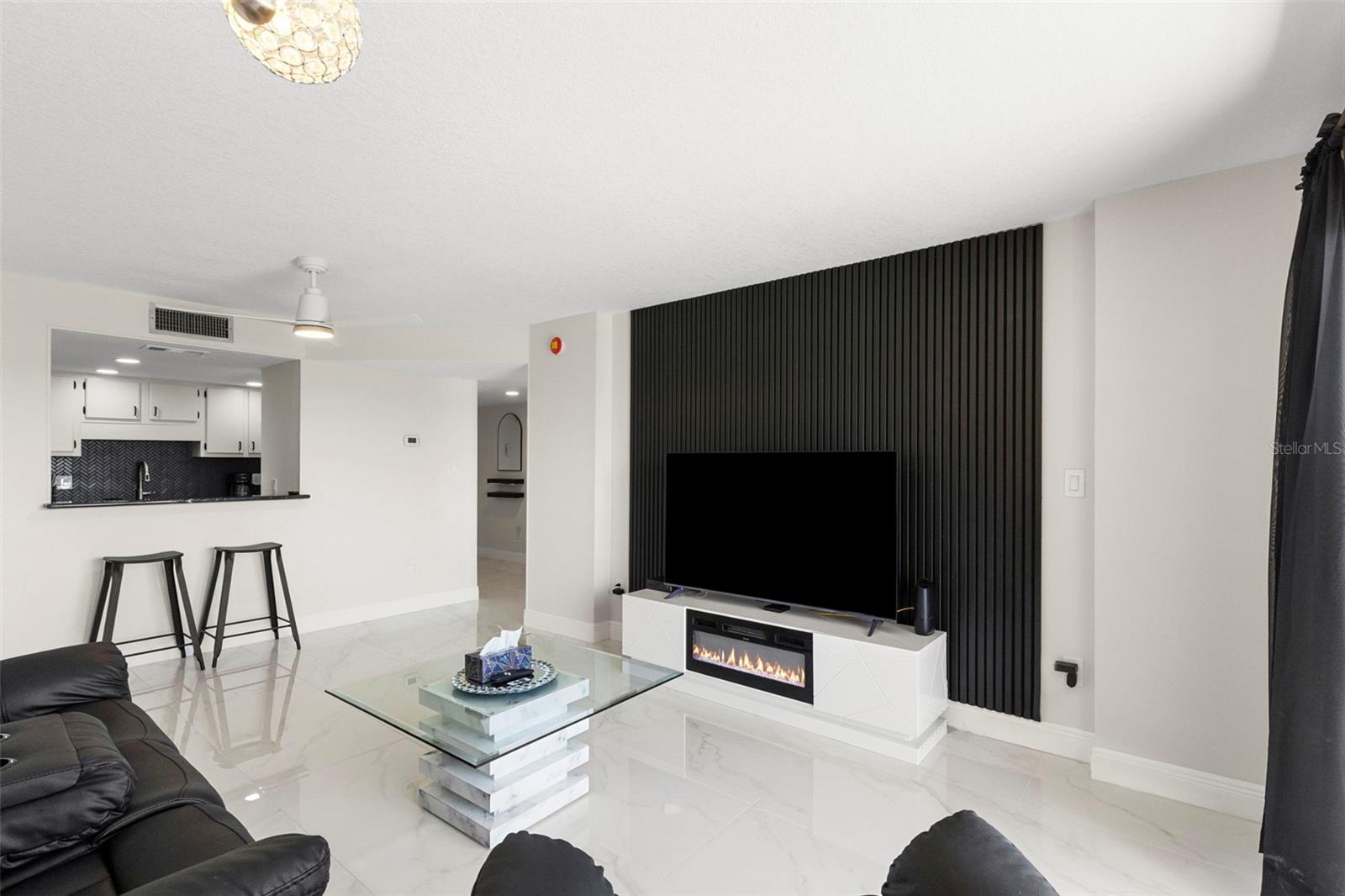 51 ISLAND WAY CONDO - Residential