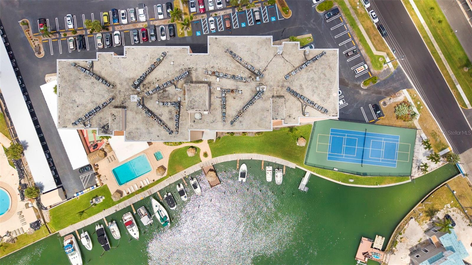 51 ISLAND WAY CONDO - Residential