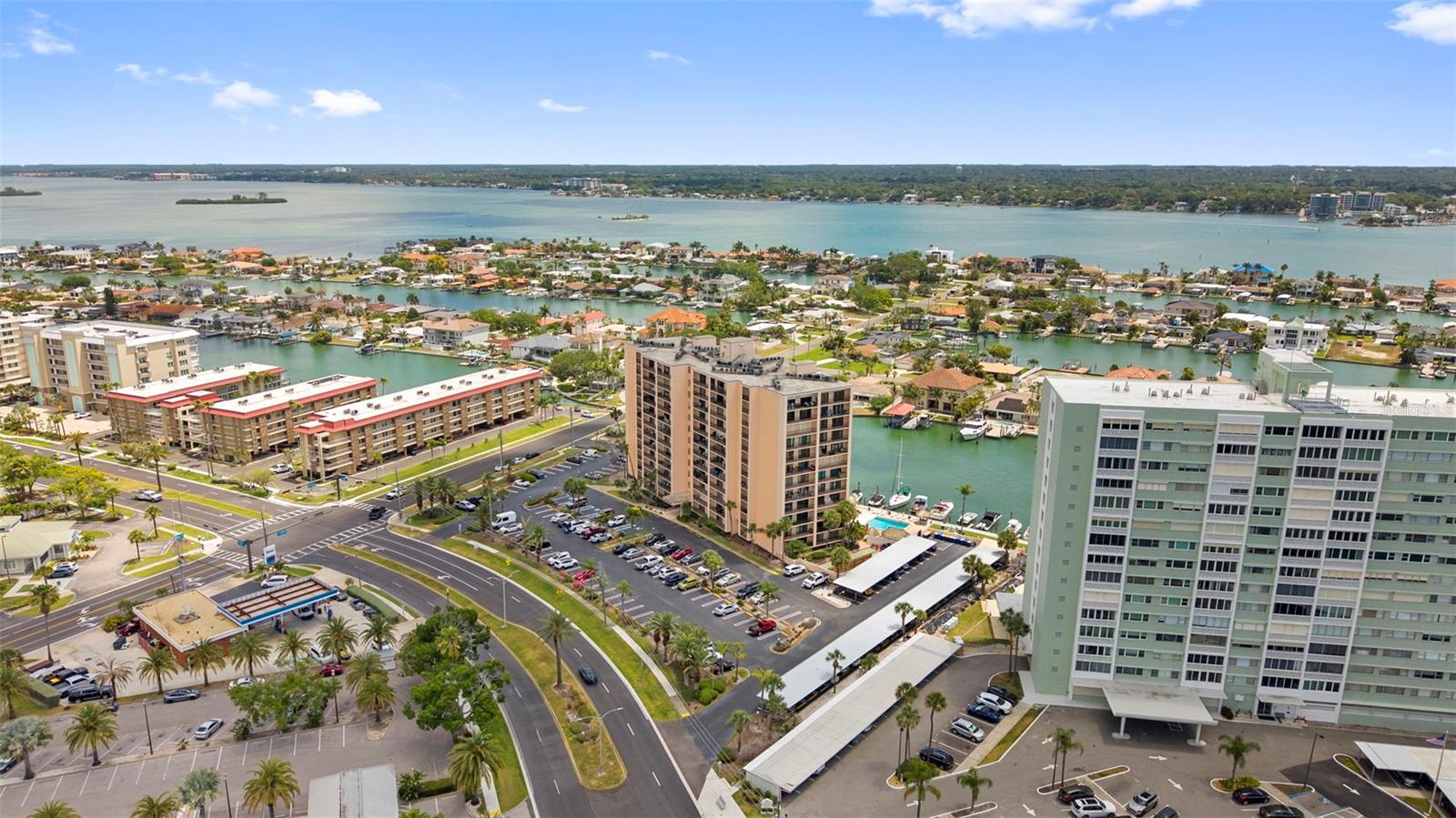 51 ISLAND WAY CONDO - Residential