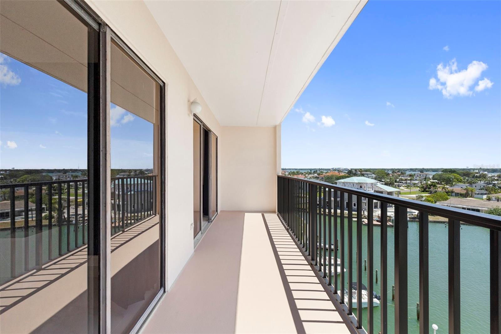 51 ISLAND WAY CONDO - Residential