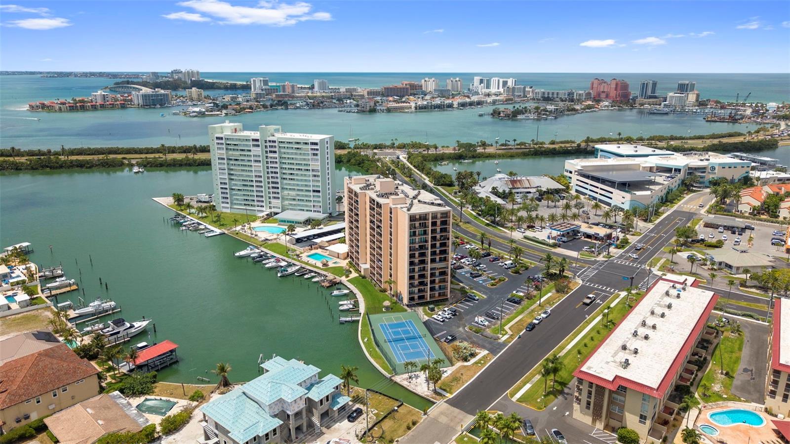 51 ISLAND WAY CONDO - Residential