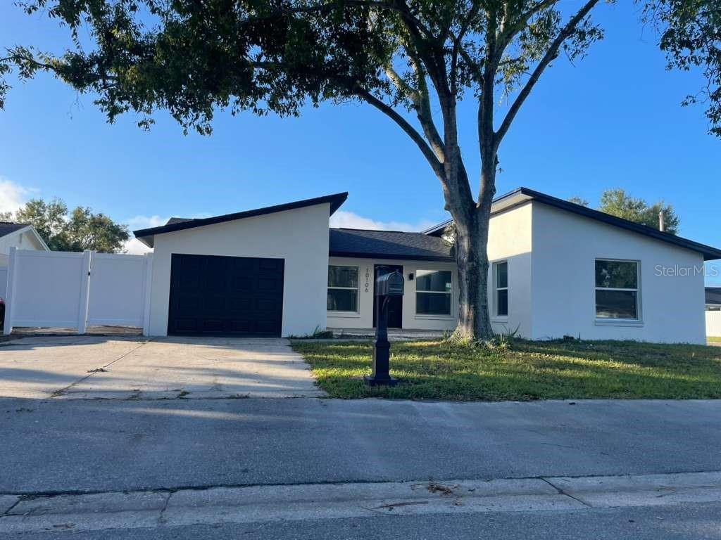 Fully and beautifully Remodeled 3/2 Home in Tampa with All Utilities Included! and small deposit amount requested.
Now available for rent! located in the heart of Town ‘N’ Country. This move-in ready property features modern finishes, fresh paint, and an open-concept layout. Enjoy a spacious and NEW kitchen, updated bathrooms, and a fenced yard perfect for relaxing or entertaining. All utilities included tenant responsible for lawn care. Conveniently located near shopping, dining, and major highways.