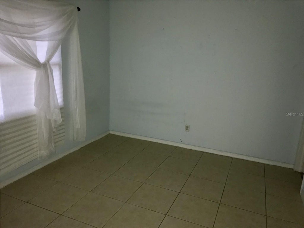Photo of 241 Edgewood Drive, Clermont, FL 34711 (MLS # G5118439)
