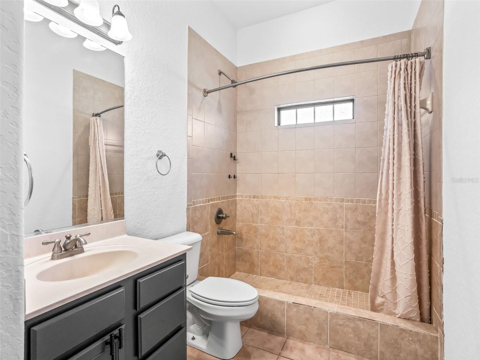 FAIRFIELD FARMS - Residential