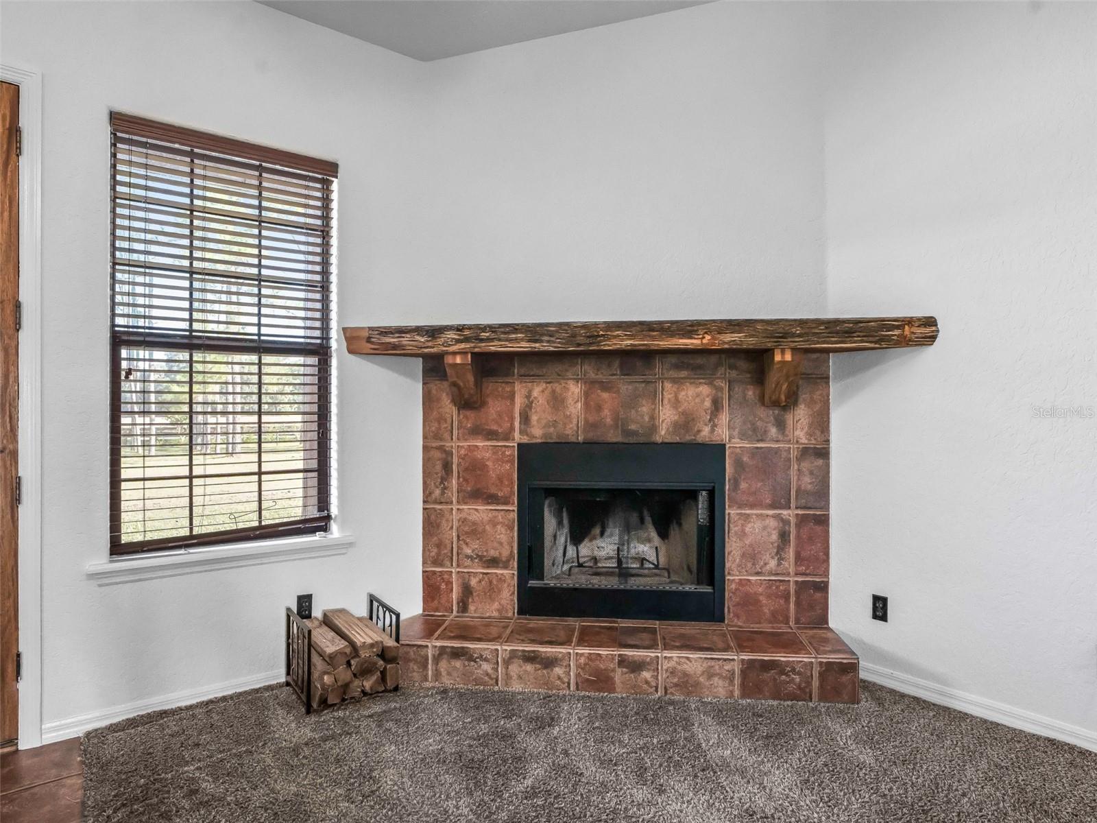 FAIRFIELD FARMS - Residential