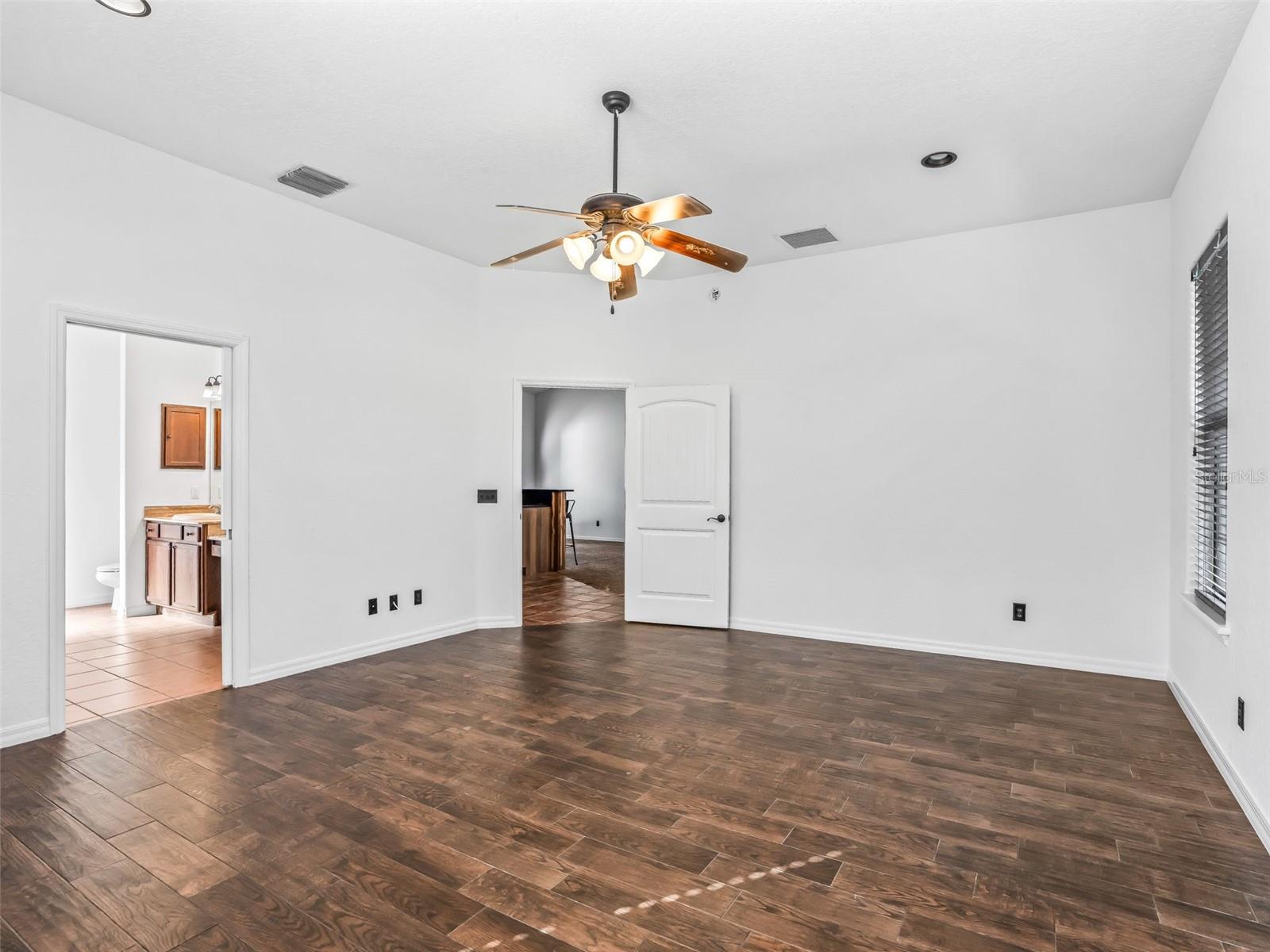 FAIRFIELD FARMS - Residential