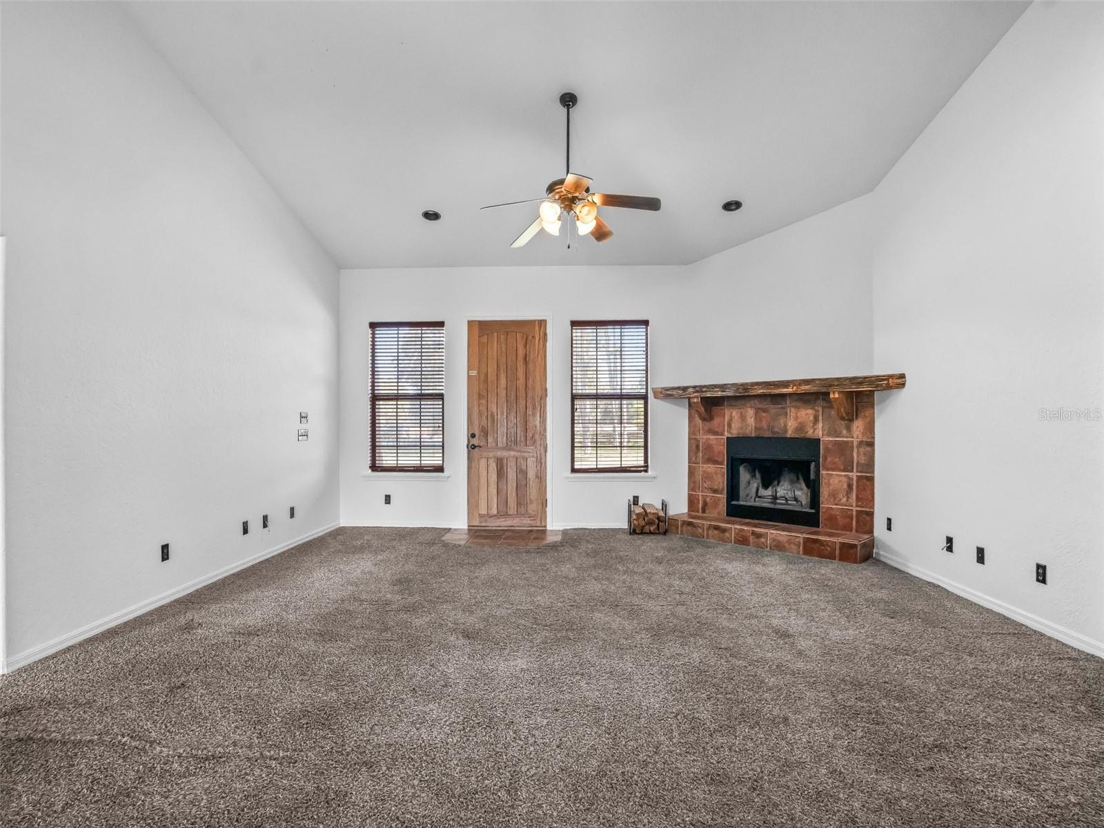 FAIRFIELD FARMS - Residential