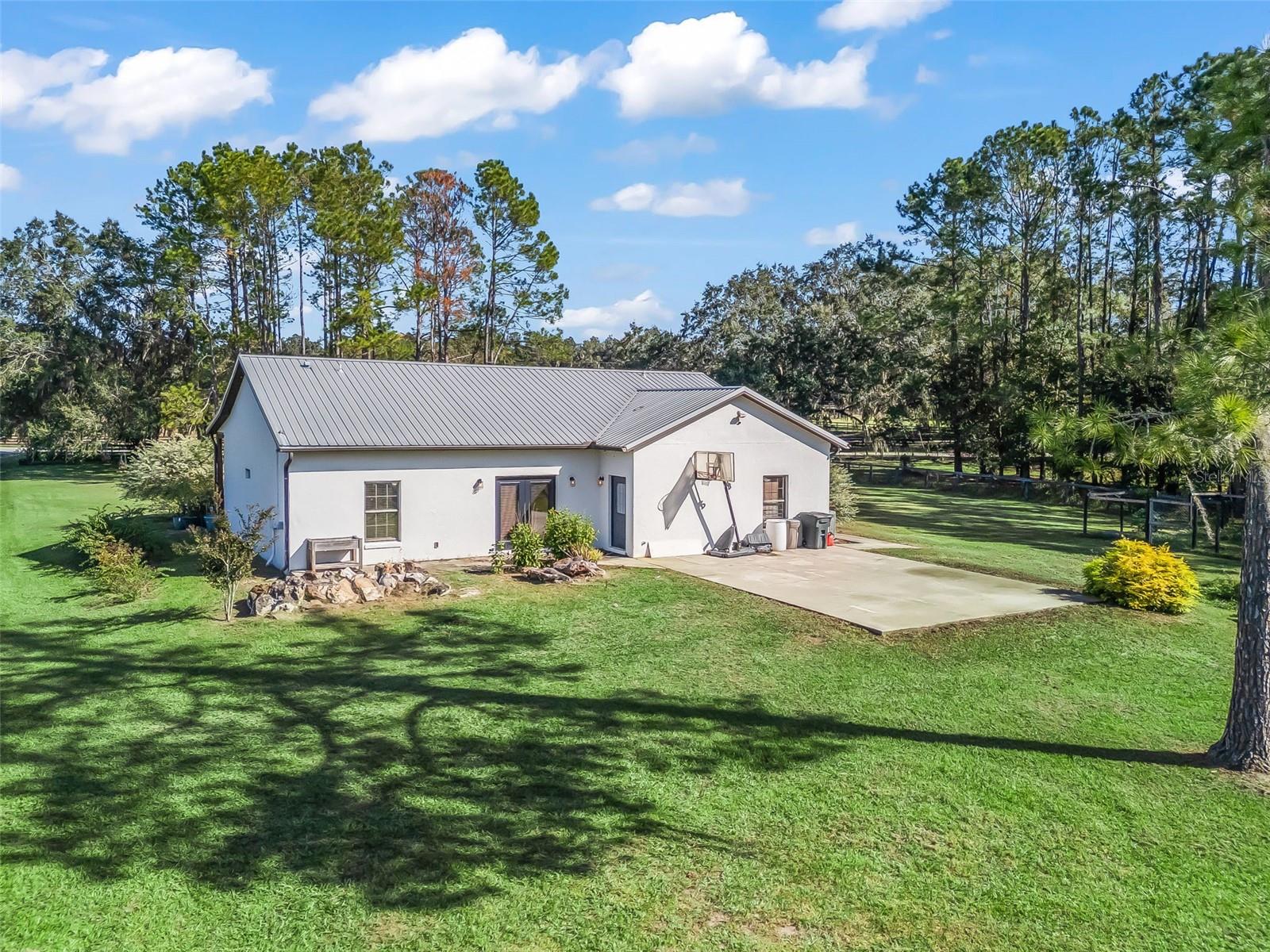 FAIRFIELD FARMS - Residential