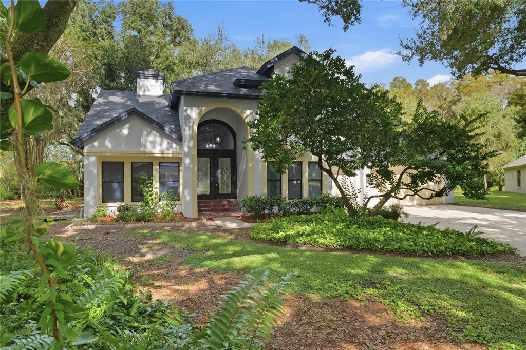 Photo of 6201 Greenwich Drive, Tampa, FL 33647 (MLS # TB8558357)