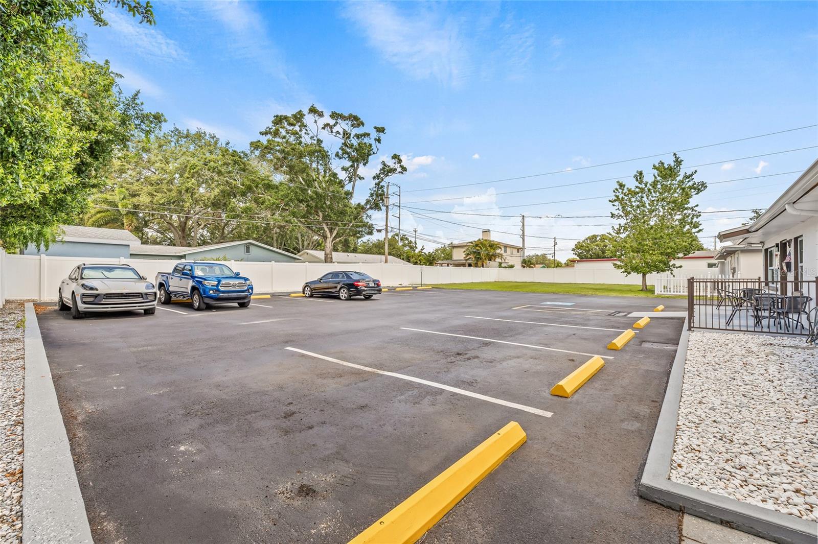 SKYLINE GROVES - Commercial Sale