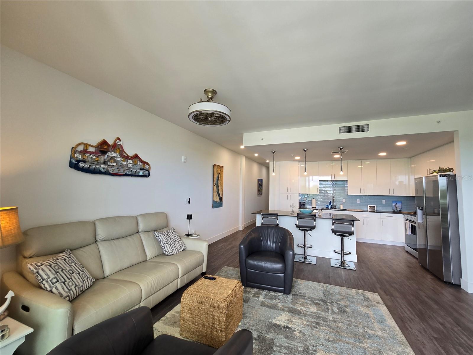 THE STRAND OF SARASOTA - Residential Lease