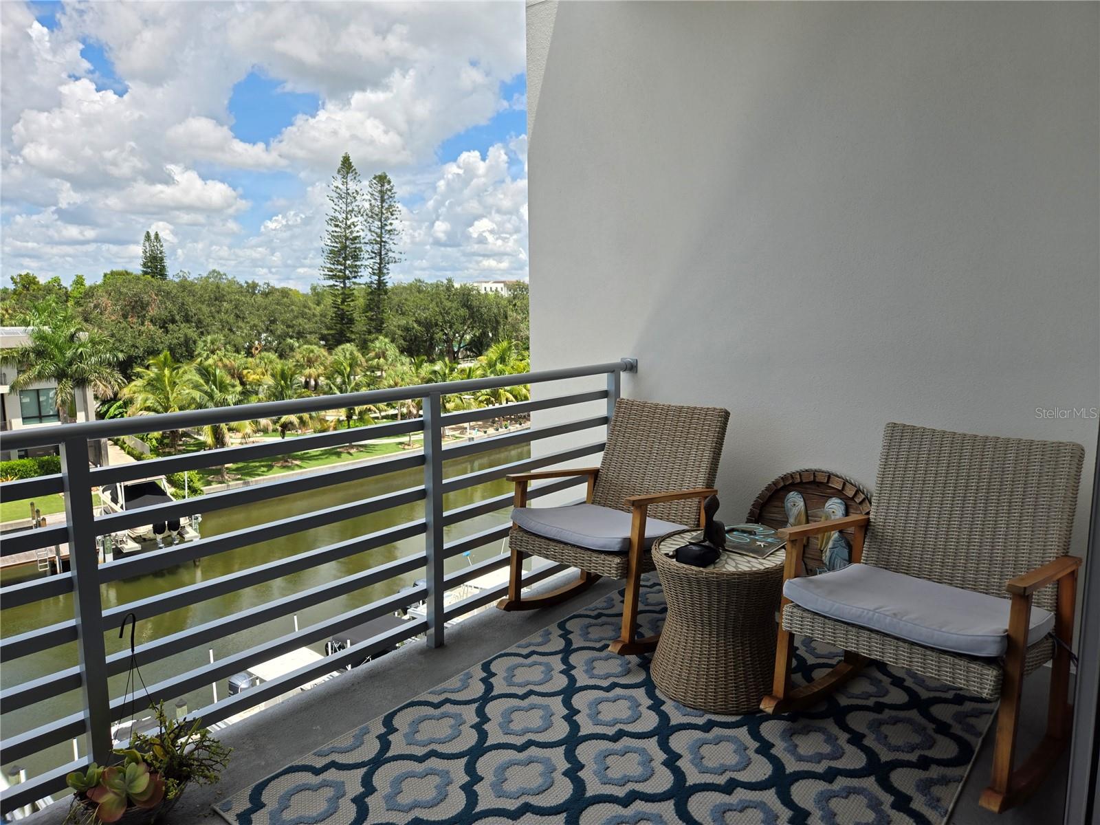 THE STRAND OF SARASOTA - Residential Lease