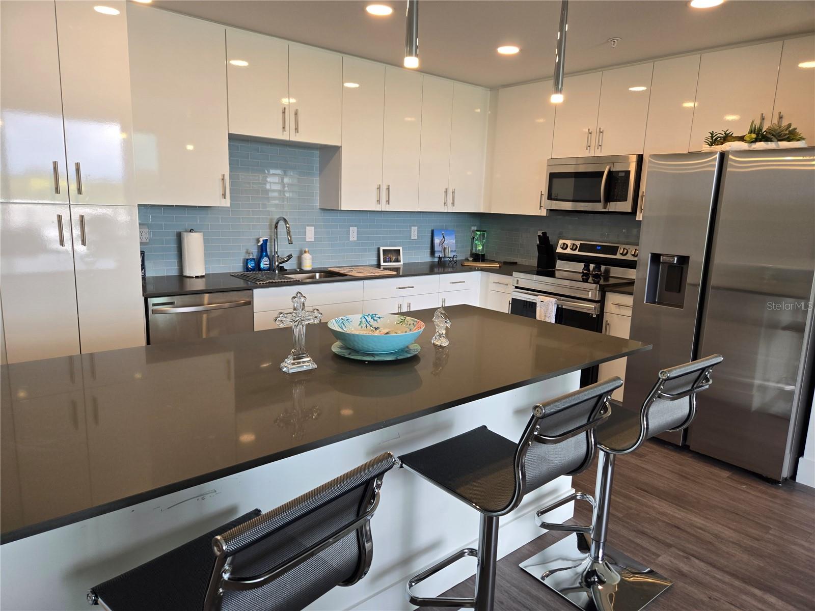 THE STRAND OF SARASOTA - Residential Lease