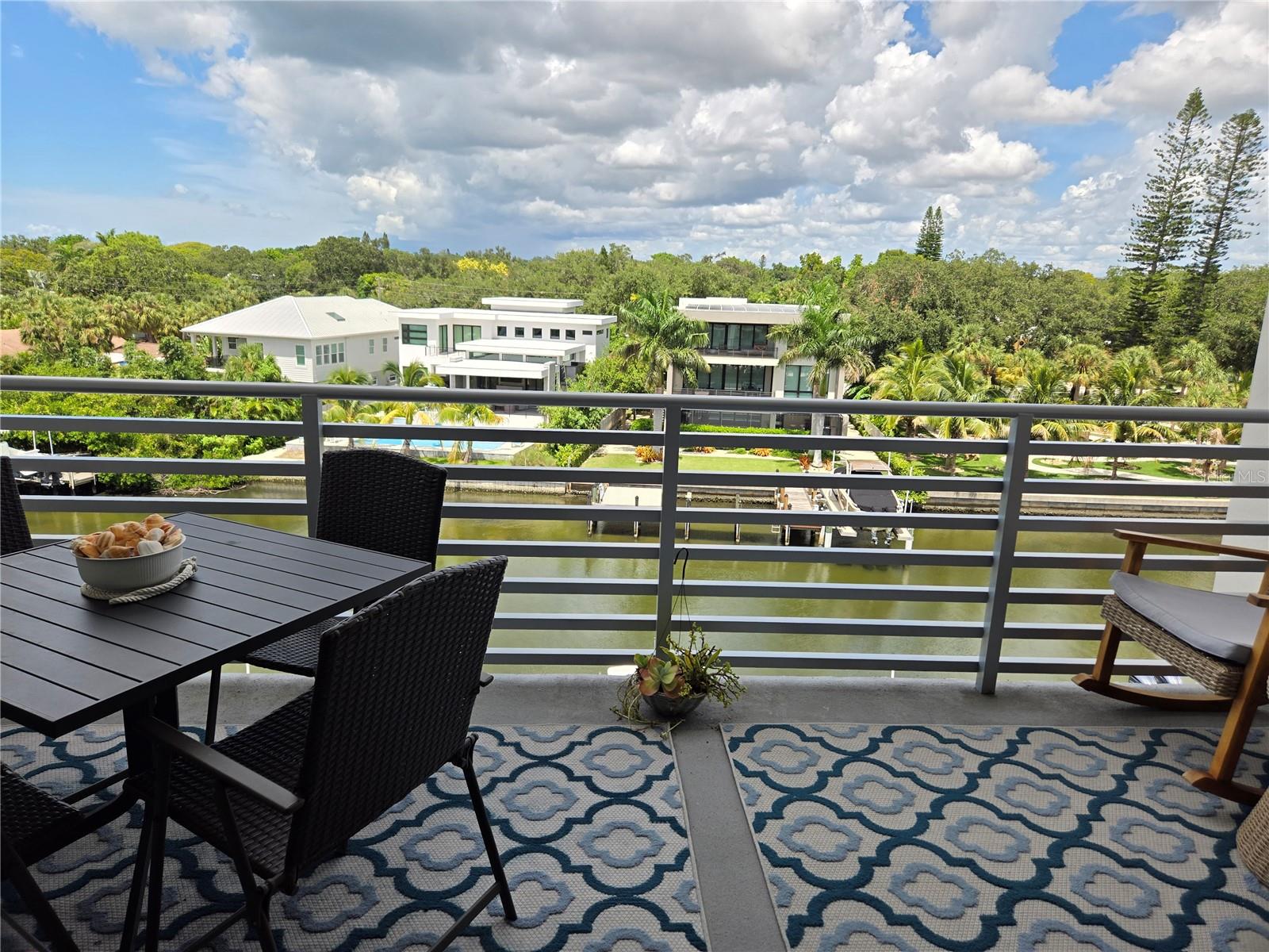 THE STRAND OF SARASOTA - Residential Lease