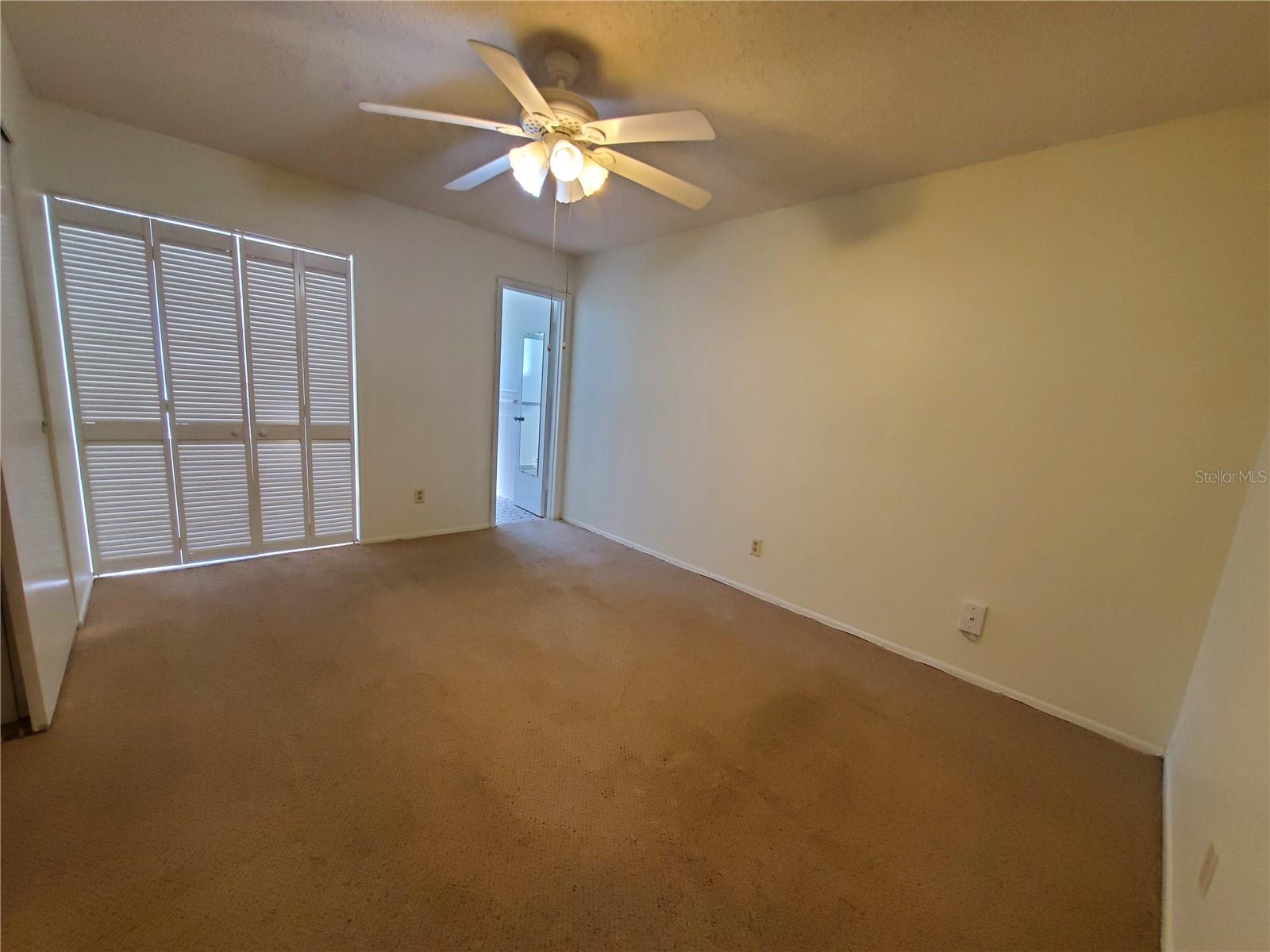 ON TOP OF THE WORLD - Residential Lease