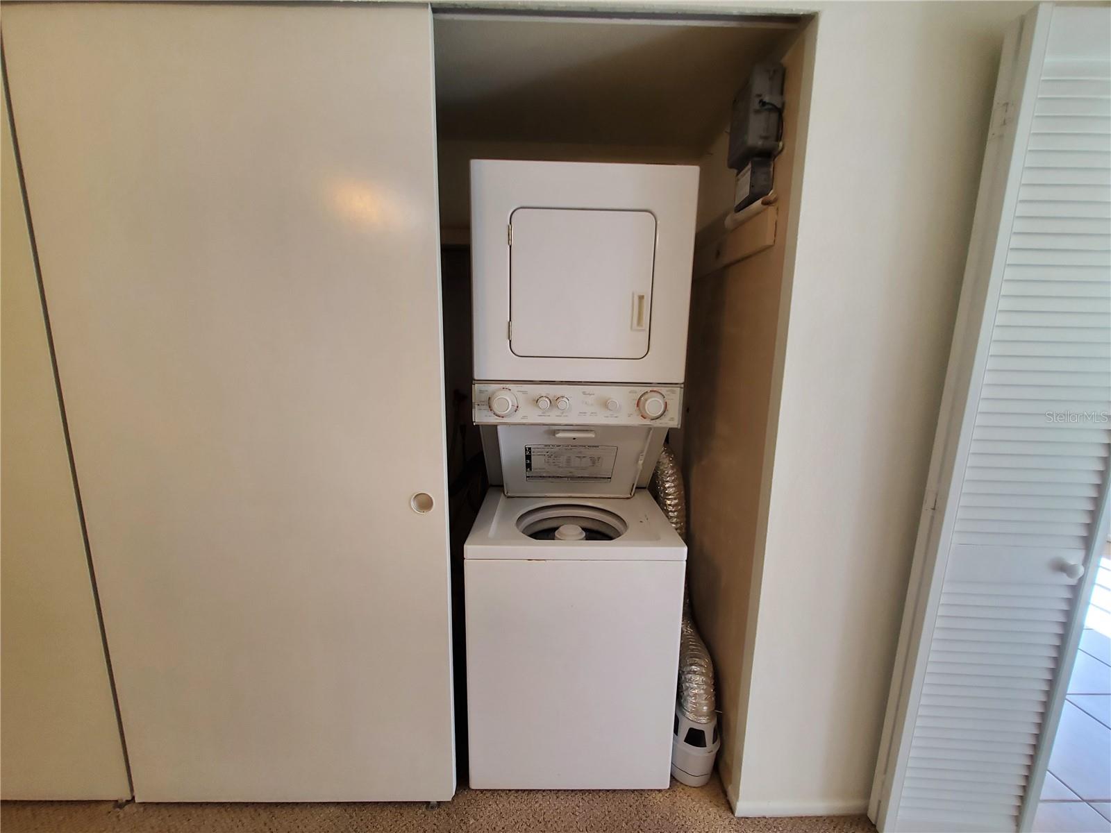 ON TOP OF THE WORLD - Residential Lease