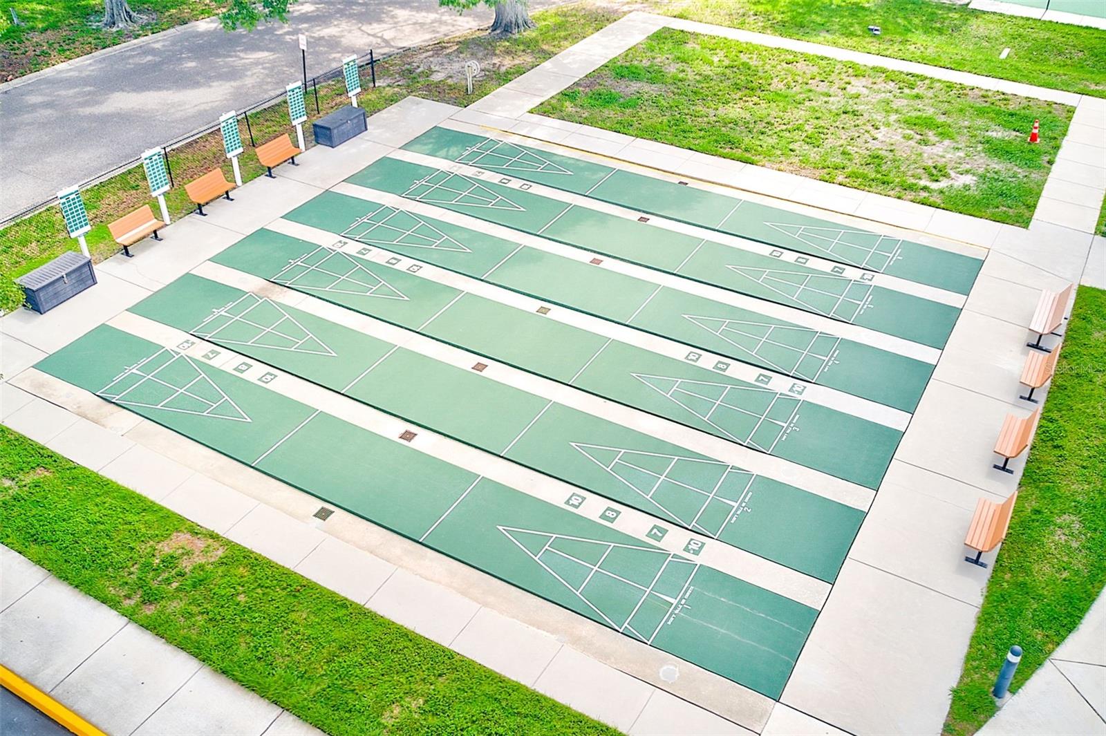 ON TOP OF THE WORLD - Residential Lease