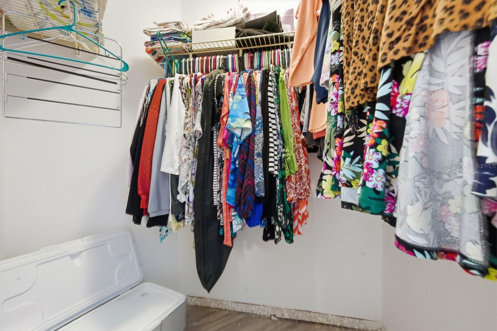 VISTA COVE - Residential