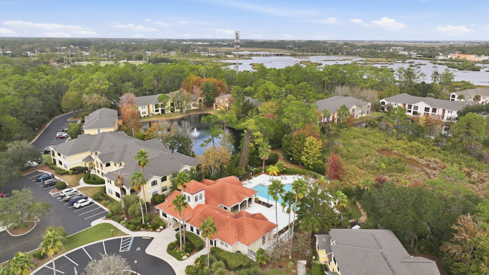 VISTA COVE - Residential